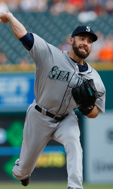 Mariners slumping on road, lose 8-7 to Tigers in 12 innings